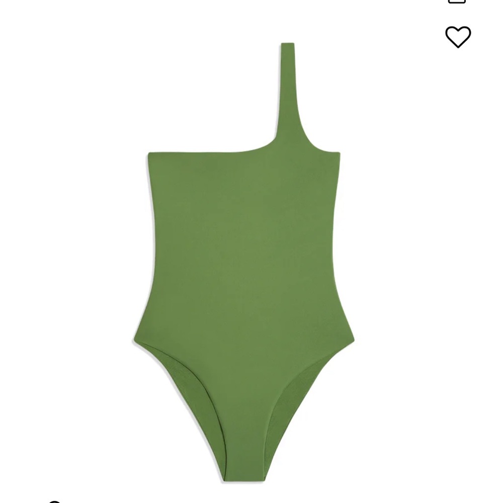 WeWoreWhat One Piece Swim